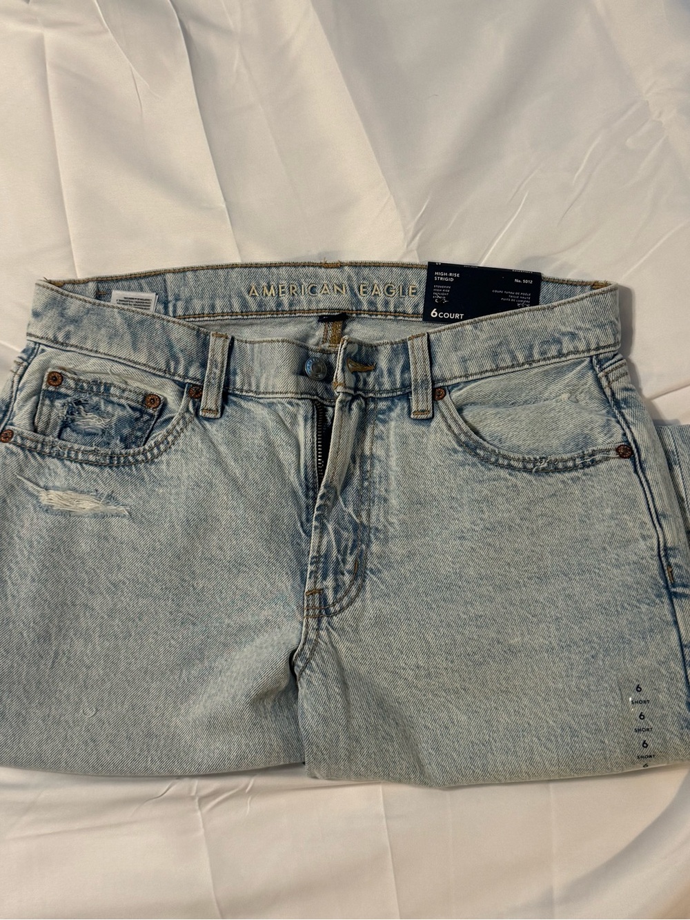 American Eagle Outfitters High-Rise Light Blue Vintage Wash